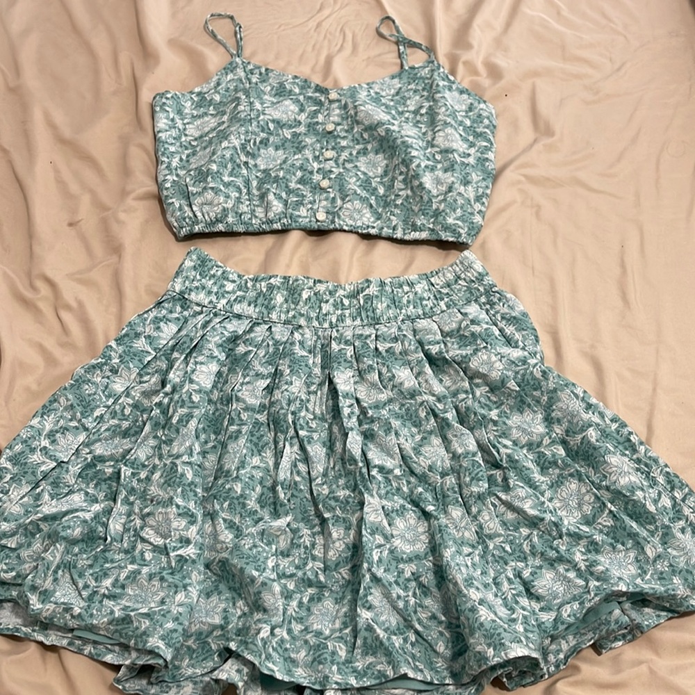 American Eagle Two Piece Matching Set
